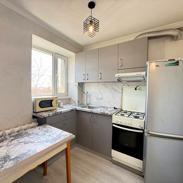 Вознесенська вул., 25