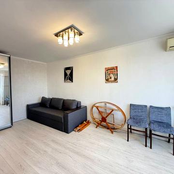 Вознесенська вул., 25