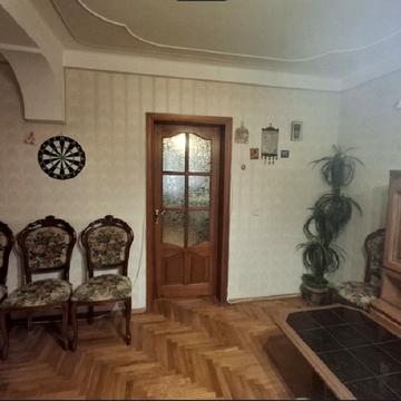 Павла Тичини просп., 5