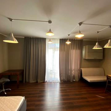 Анатолія Петрицького вул., 13