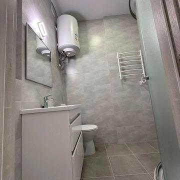 Владислава Бувалкіна вул. (Бочарова Генерала), 44а