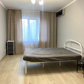 Урлівська вул., 16