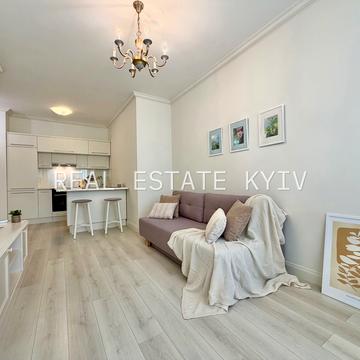 Саксаганського вул., 37-К