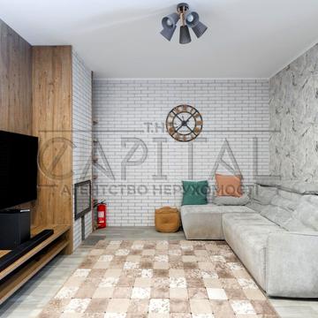 Центральна вул., 45А