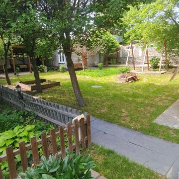 Козацька вул., 14