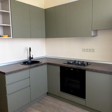 Героїв Дніпра вул., 73