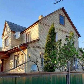 Центральна вул.