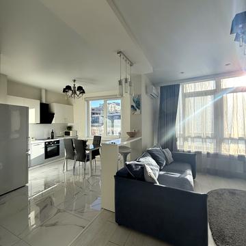 Генуезька вул., 3б