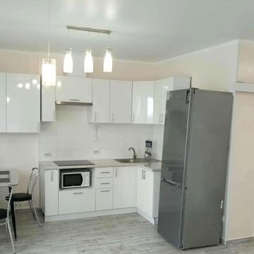 Метрологічна вул., 62