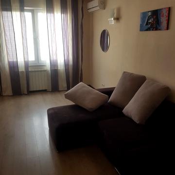 Григорія Ващенка вул., 5