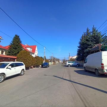 Сільська вул.