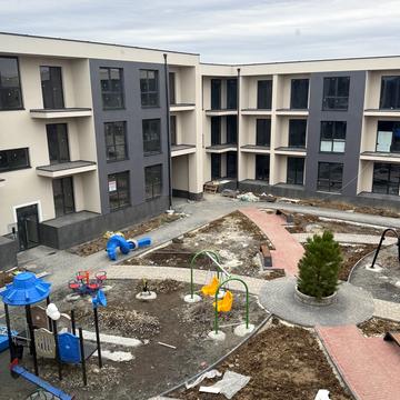 Проєктна, 75