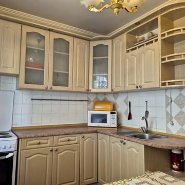 Олександра Мишуги вул., 1/4