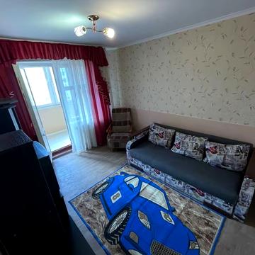 Академіка Корольова вул., 116