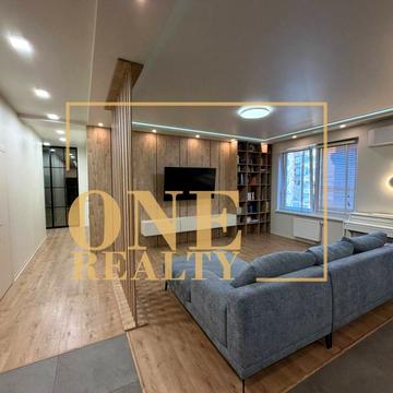 Гоголівська вул., 47