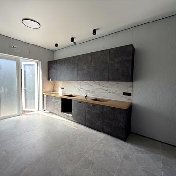 Кринична, 17б