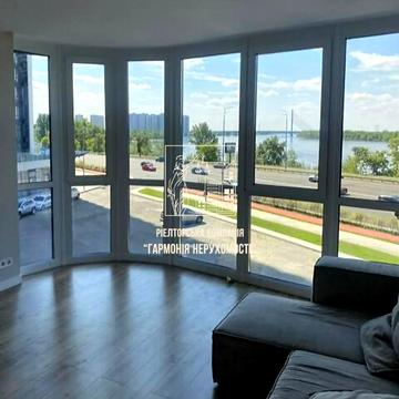 Дніпровська набережна вул., 15-Д