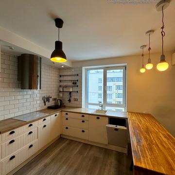 Лесі Українки вул., 74-В