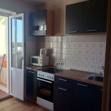 Володимира Висоцького бульв., 4