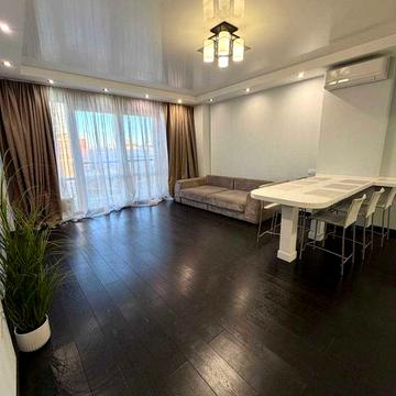 Олександра Поля просп. (Кірова), 16