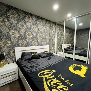 Єреванська вул., 10