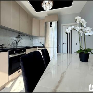 Чорновола вул., (Будинок 2)