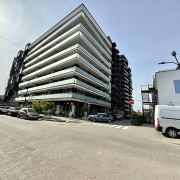 Вячеслава Чорновола просп. (), 16-Б