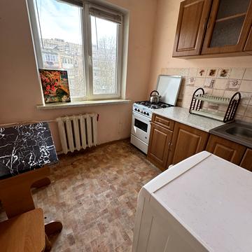 Героїв Крут вул. (Валентини Терешкової), 2/3