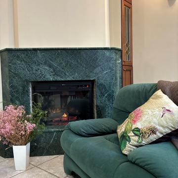 Малопідвальна вул., 4