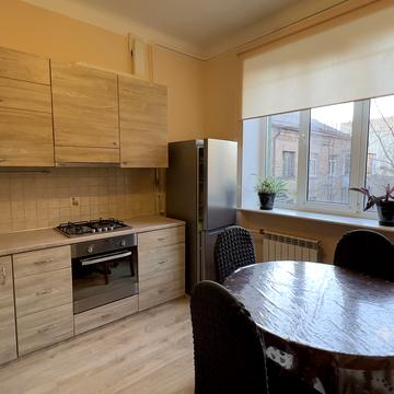 Басейна вул., 23/52