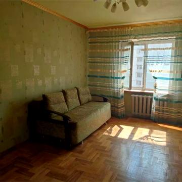 Милославська вул., 41/15