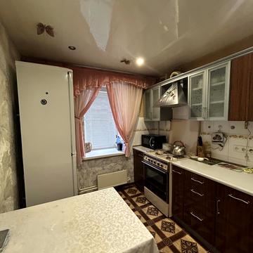 Заливна вул., 13