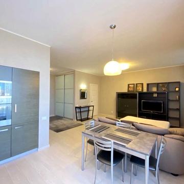 Андрія Верхогляда вул. (Михайла Драгомирова), 3