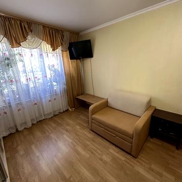 Європейського Союзу просп. (Правди), 108