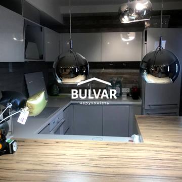 Яни Червоної вул., 9а