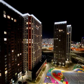 Дніпровська набережна вул., 18-Б