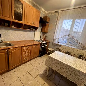 Максима Залізняка вул., 14