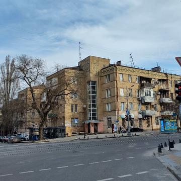 Преображенська вул., 18