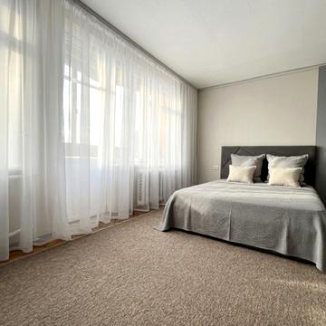 Амвросія Бучми бульв., 6-В