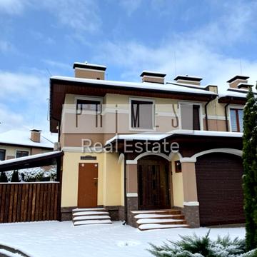 Вячеслава Чорновола вул., 20