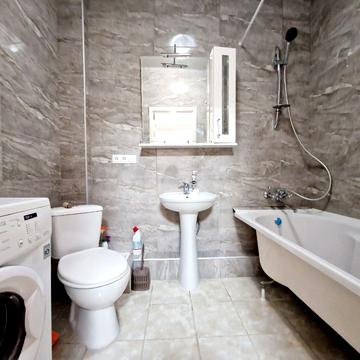 Євпаторійська вул., 2д