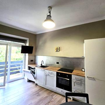 Харківська вул., 38