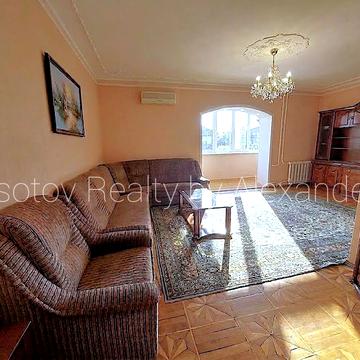 Садиковська вул., 31