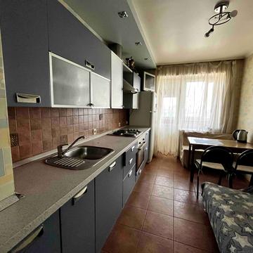 Заливна вул., 5