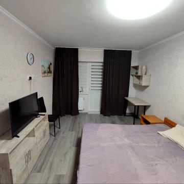 Зодчих вул., 30