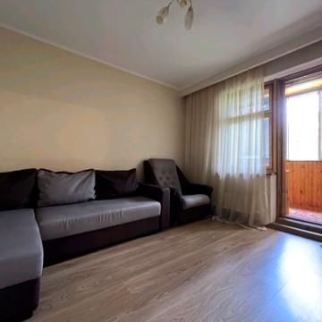 Олександра Мишуги вул., 11