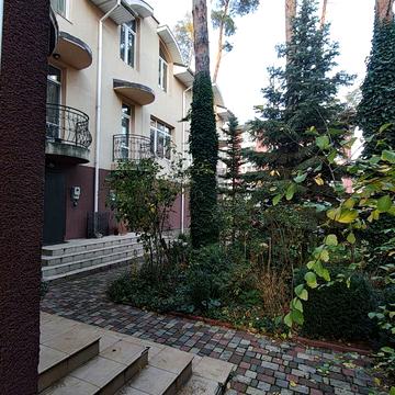 Рильского, 7