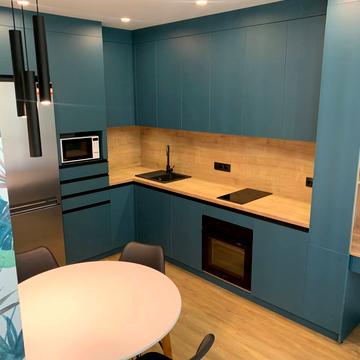 Європейського Союзу просп. (Правди), 41-В