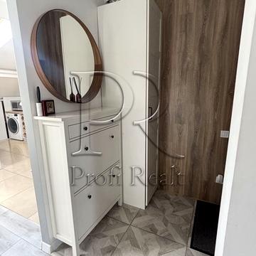 Тарасівська вул., 7