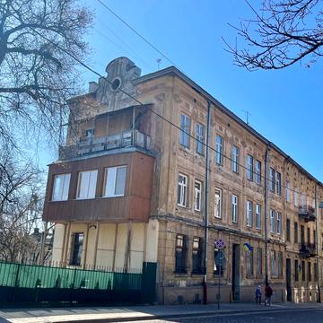 Миколи Лисенка вул., 32